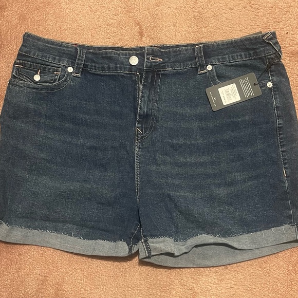 Denim “daisy dukes”, - Picture 1 of 6